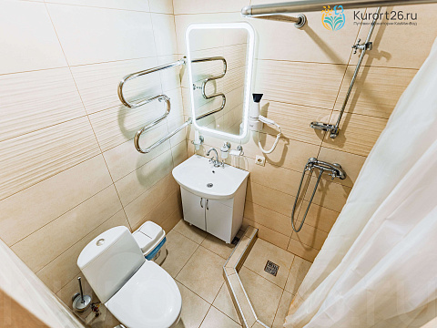  Санаторий &laquo;им. Димитрова&raquo; Кисловодск. Двухместный двухкомнатный номер 1 категории